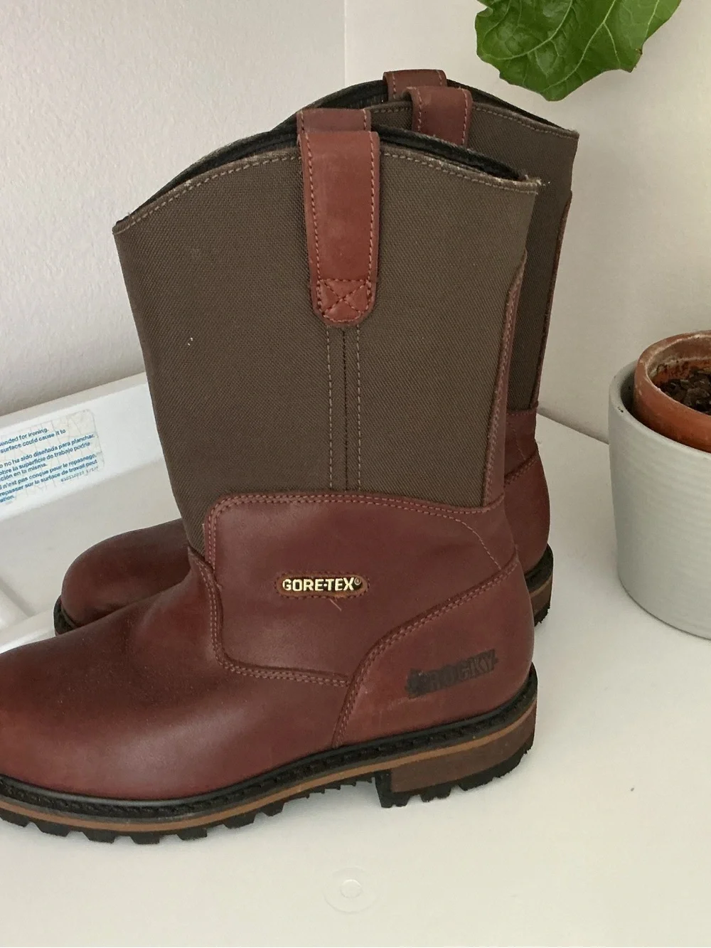 Rocky Chestnut Brown Leather Work Boot Sz 8W Worn Once